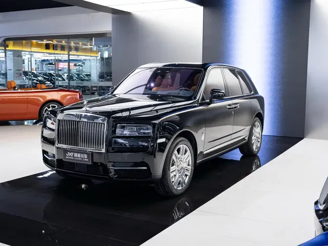 Rolls-Royce Cullinan 2018 4-Seater Version
