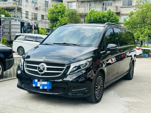 Mercedes-Benz V-Class 2018 V 260 L Premium Long Wheelbase Edition China VI