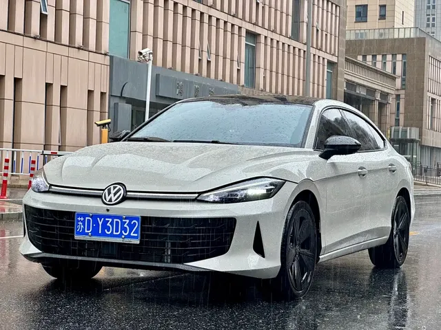 Volkswagen Lamando 2025 Lamando L 2.0T Base