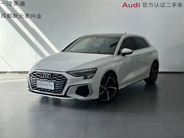 Audi A3 2024 Model Sportback 35 TFSI Fashion Sport