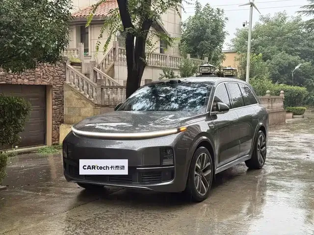 Li Auto Li L8 2024 Model Ultra