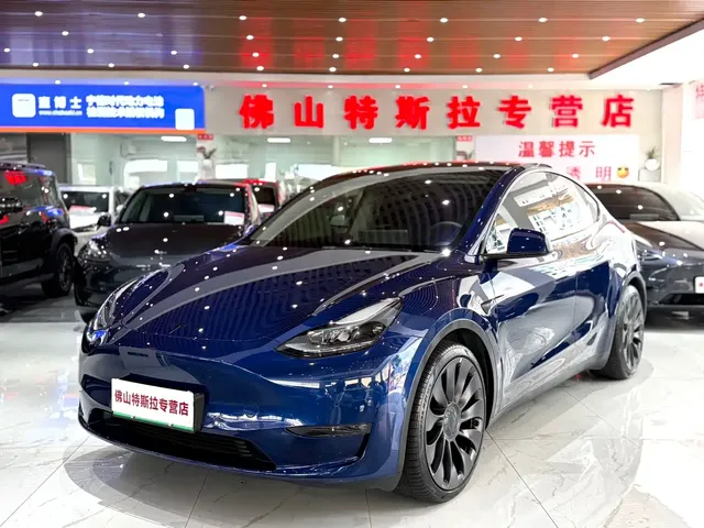 Tesla Model Y 2023 High Performance All-Wheel Drive Edition