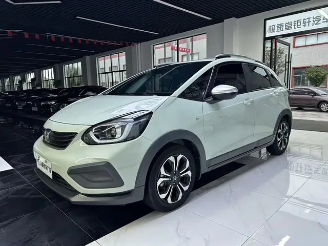 Honda Fit 2021 Model 1.5L CVT Trend Cross Max