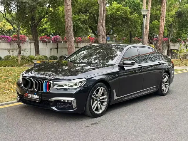 BMW 7 Series 2018 730Li Premium Type M Sport Package