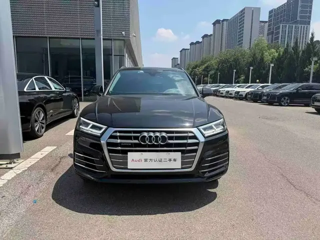 Audi Q5L 2018 40 TFSI Premium Fashion China VI