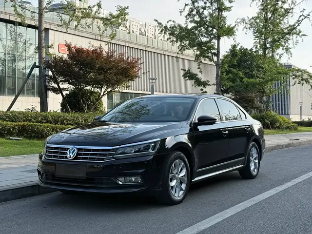 Volkswagen Passat 2017 280TSI DSG Prestige