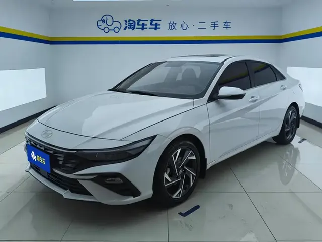 Hyundai Elantra 2023 1.5L CVT GLX Elite Edition
