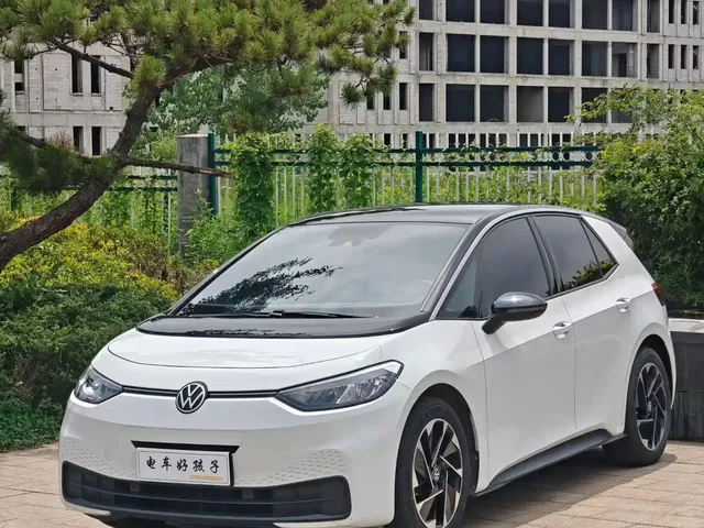 Volkswagen ID.3 2025 Smart Outstanding Edition