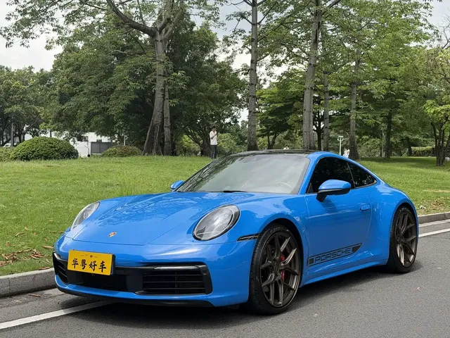 Porsche 911 2022 Carrera 3.0T