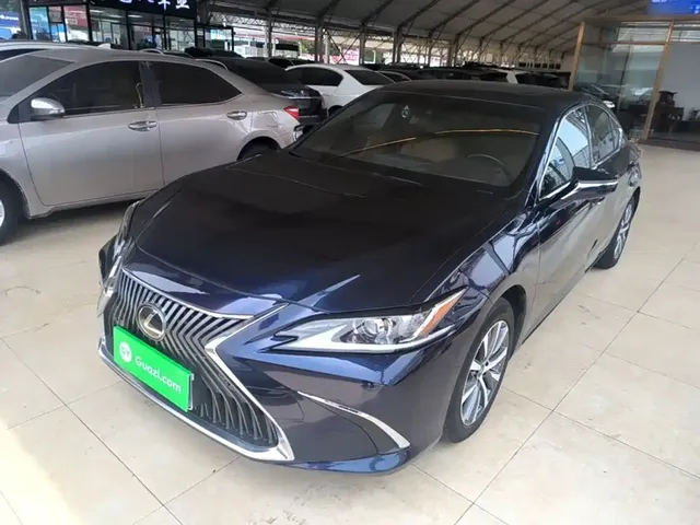 Lexus ES 2021 260 Excellence Edition