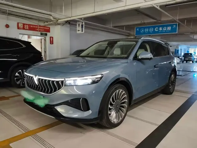 Voyah Auto VOYAH FREE 2021 AWD Standard Range Extender Exclusive Luxury Package