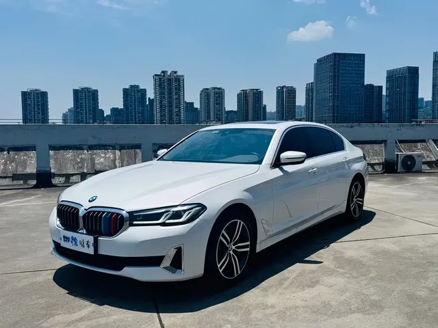 BMW 5 Series 2022 Model Second Facelift 530Li Leading Luxury Package
