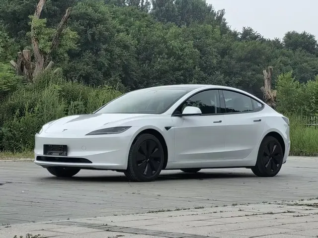 Tesla Model 3 2025 Model Long Range Rear-Wheel Drive