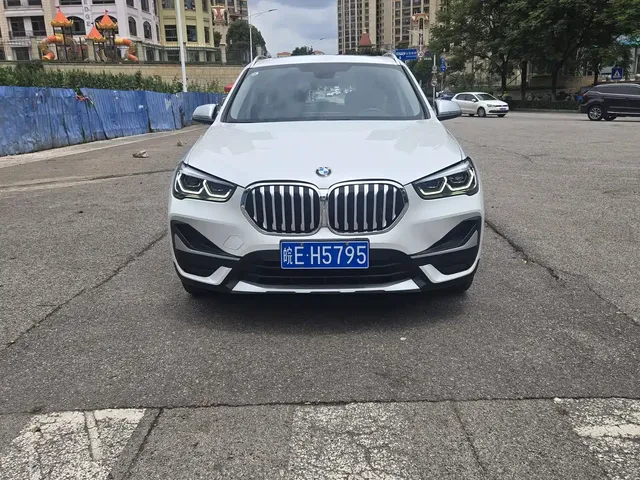 BMW X1 2021 xDrive25Li Exclusive