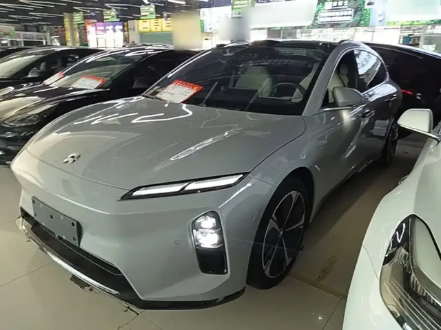 NIO ET5T 2025 75kWh Touring