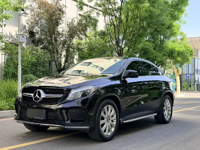 Mercedes-Benz GLE Coupe 2017 GLE 320 4MATIC Coupe SUV