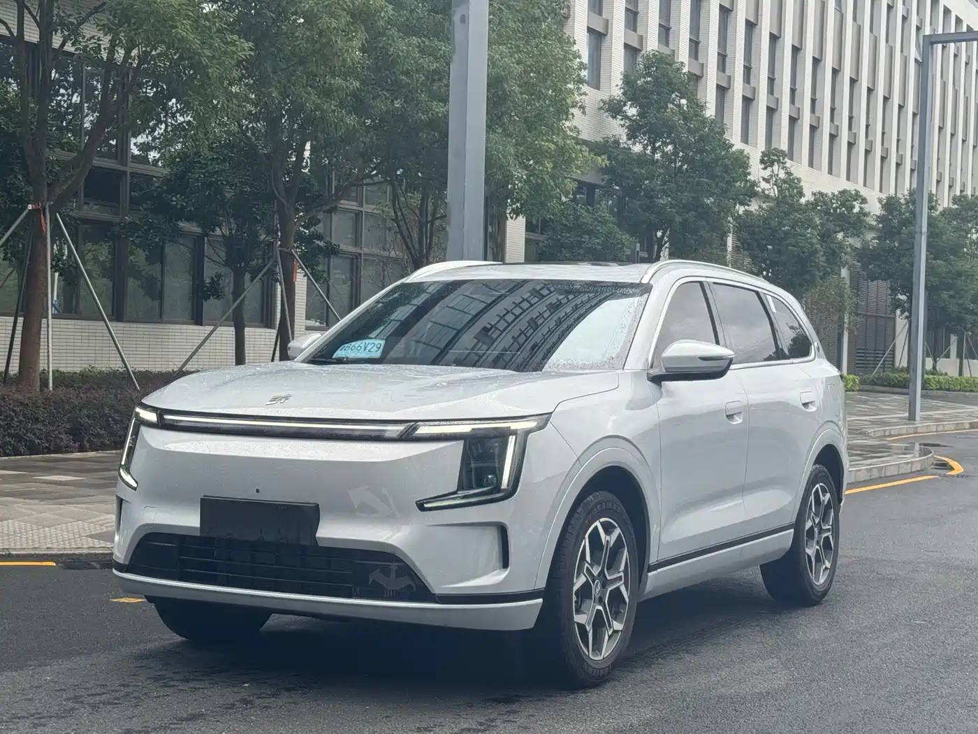 Jetour Shanhai L7 PLUS 2025 121km Standard Edition 5-seater