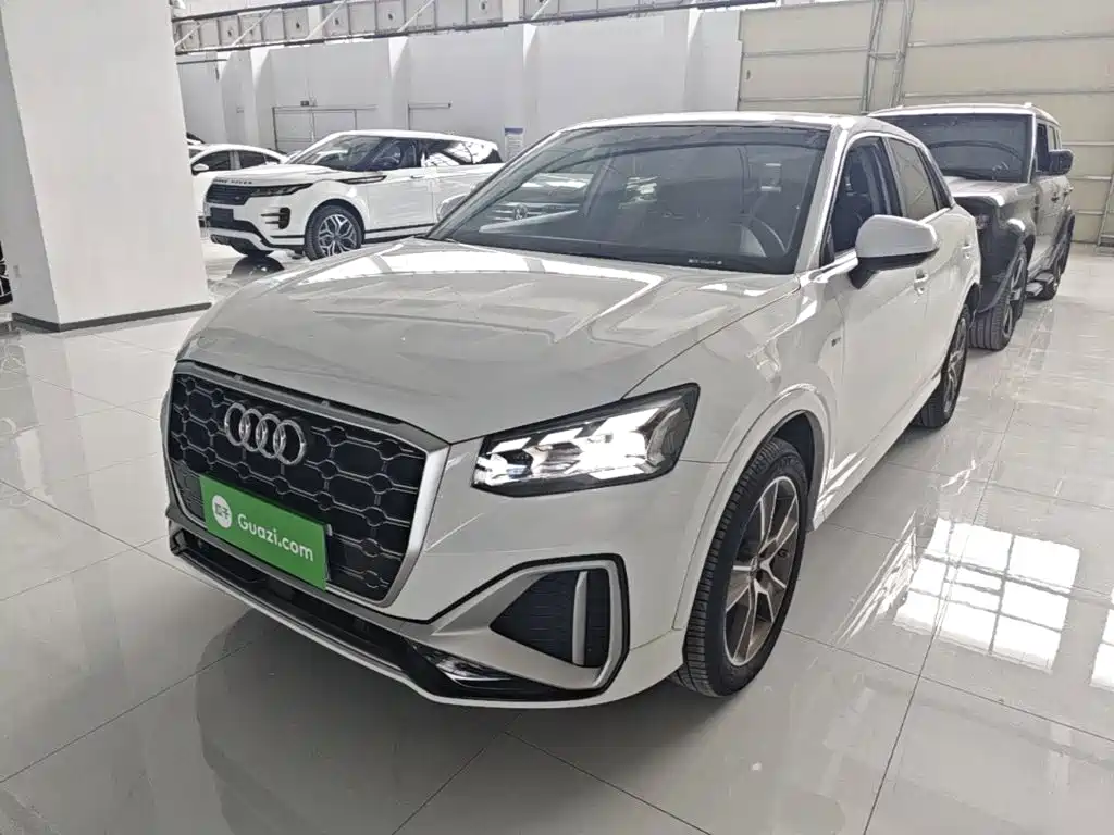 Audi Q2L 2022 35 TFSI Fashion Dynamic