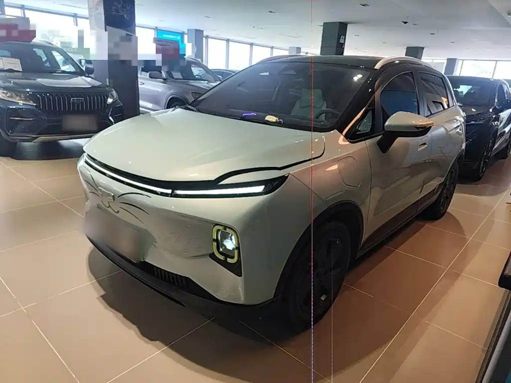 Geely Geometry E Firefly 2023 401KM Thunderbolt Tiger 5-Seater