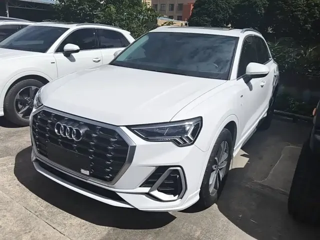 Audi Q3 2023 35 TFSI Progressive Dynamic (1.4T)