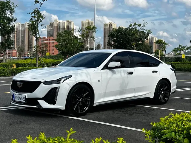 Cadillac CT5 2022 28T Platinum Super Cruise Edition