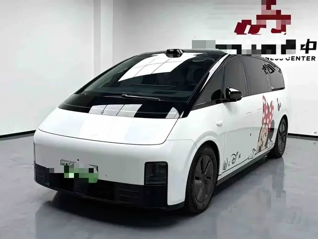 Li Auto MEGA 2024 Ultra