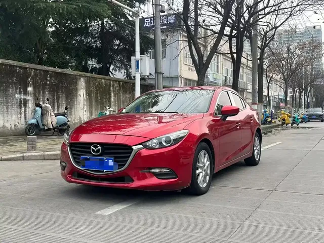 Mazda 3 Axela 2017 Sedan 1.5L Auto Comfort China VI