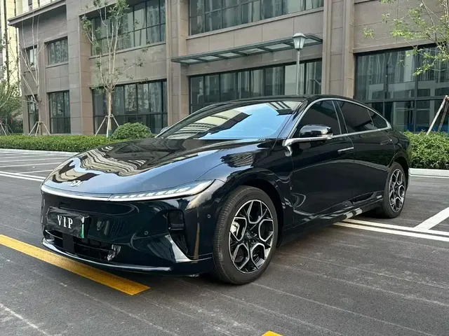 Changan Qiyuan A07 2025 Blue Whale Pure Electric 625 Flagship