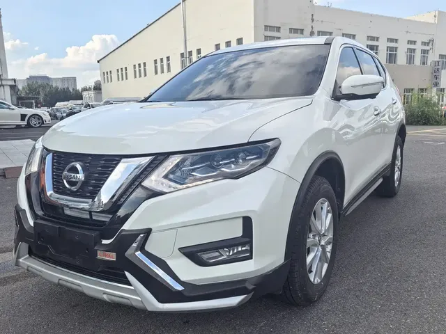 Nissan X-Trail 2023 Classic 2.0L 2WD Smart Premium Edition