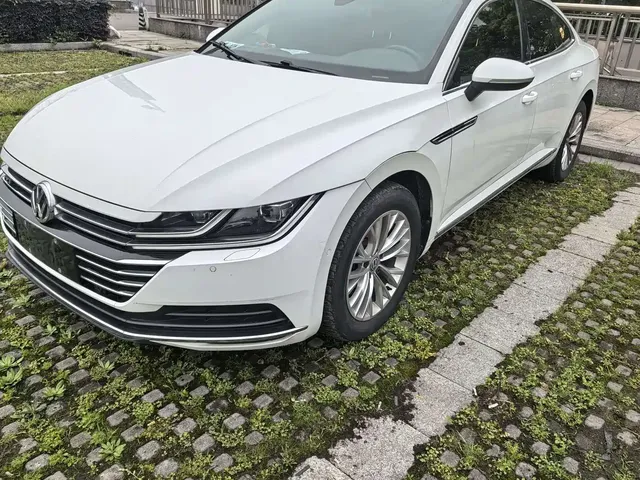 Volkswagen FAW-Volkswagen CC 2019 330TSI Charm Edition China VI