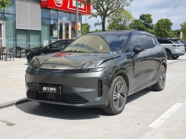 Lynk & Co 08 EM-P 2025 120km Long Range Halo