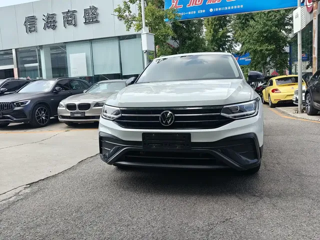 Volkswagen Tiguan L 2024 300TSI Auto 2WD Smart Edition