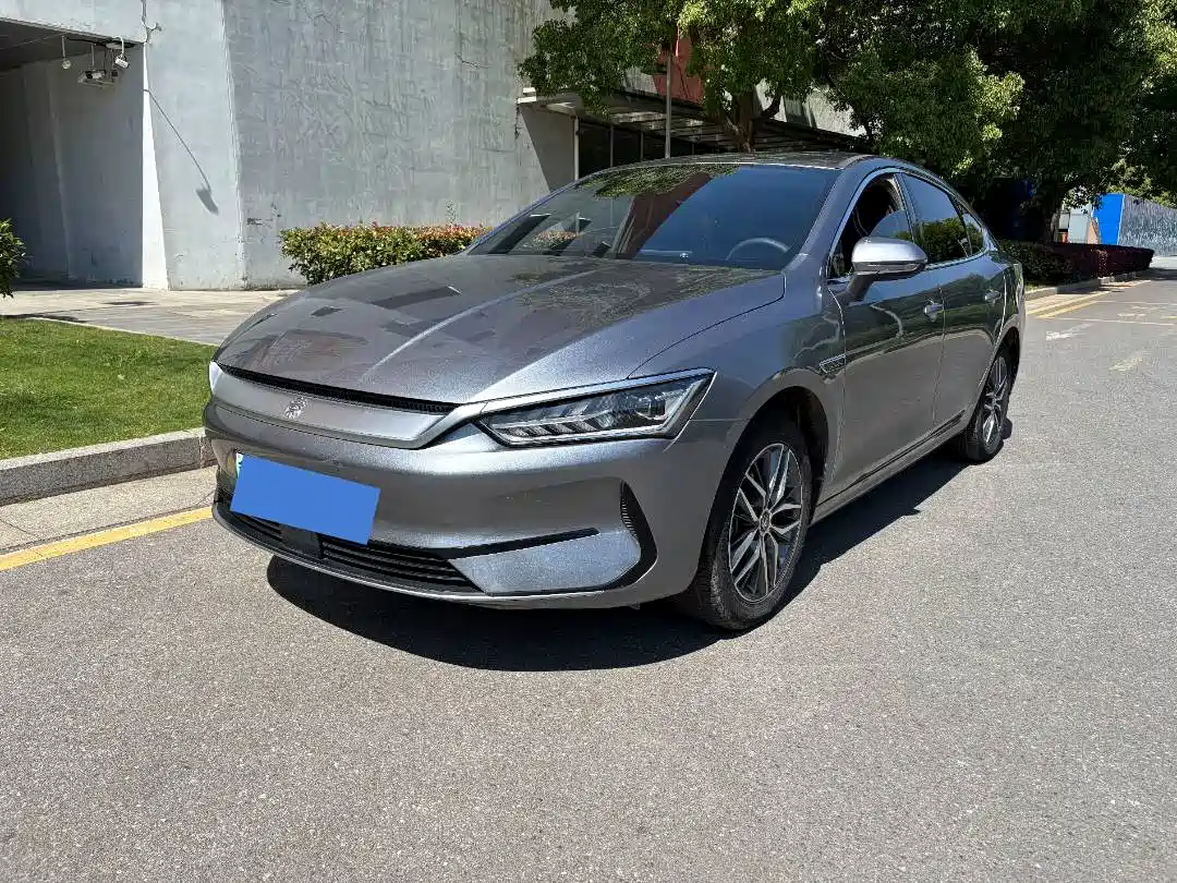 BYD Qin PLUS 2021 EV 400KM Luxury Model