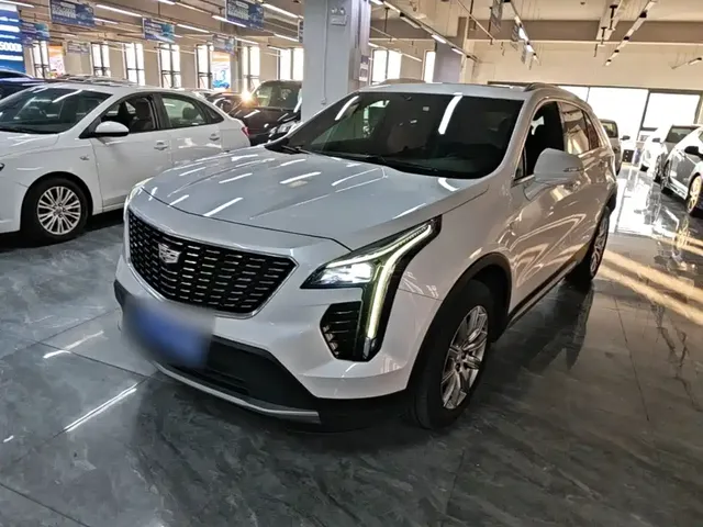 Cadillac XT4 2020 28T FWD Leading Trim