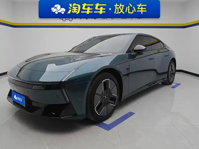 XPeng P7 2025 702km Long Range Edition