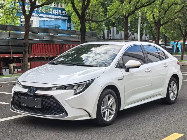 Toyota Levin 2022 Dual Engine 1.8H E-CVT Luxury Edition