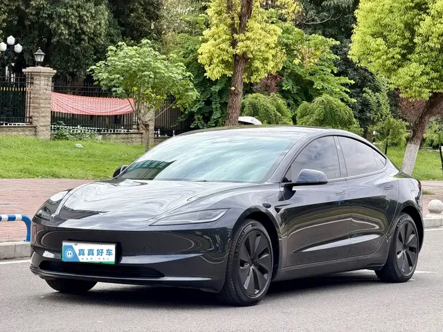 Tesla Model 3 2023 Rear-Wheel Drive