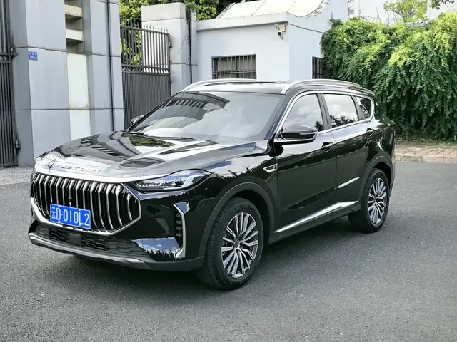 Jetour X70 PLUS 2025 Champion Edition 1.5T DCT Champion MAX+ 7-seater