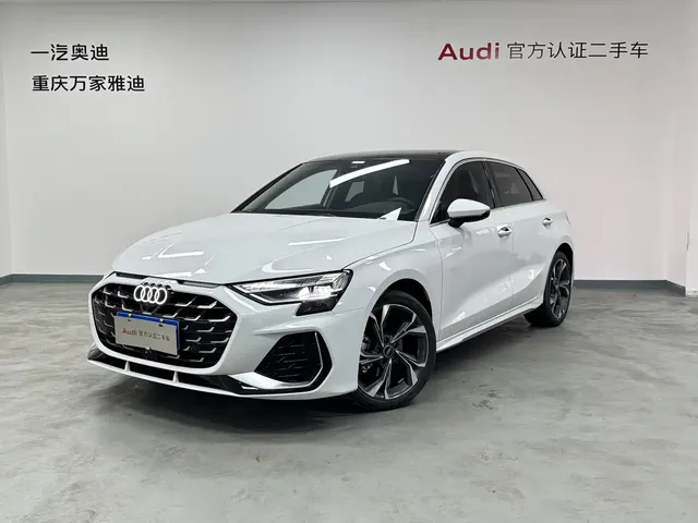 Audi A3 2025 Sportback 35TFSI Flying Premium
