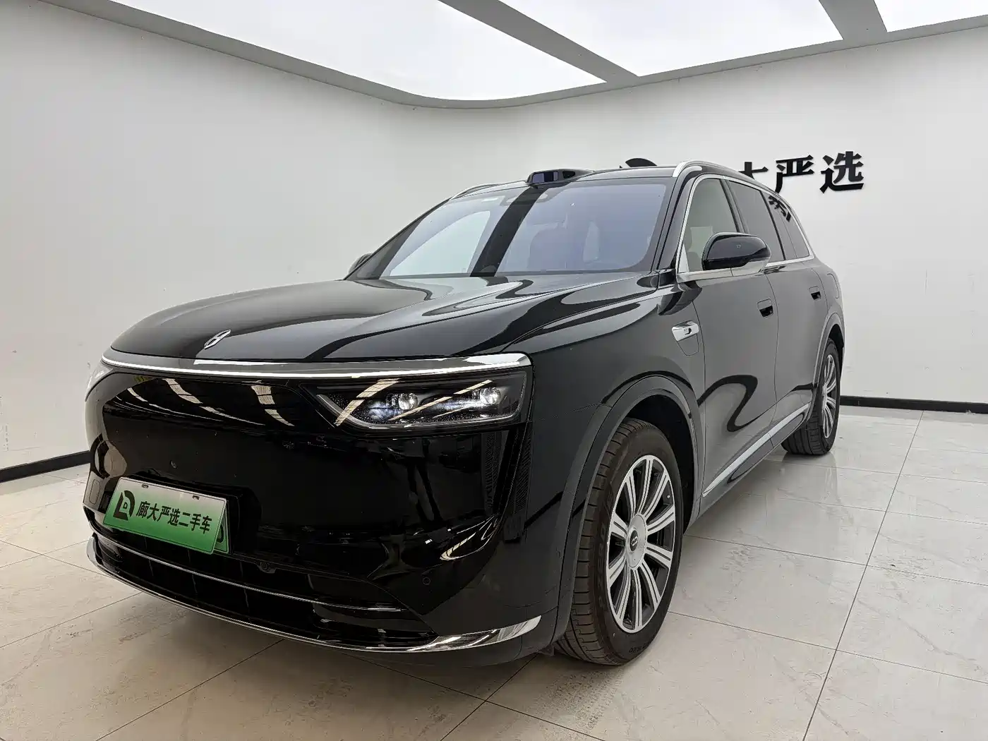 AITO Wenjie AITO M8 2025 Range Extender Max+ Edition 53.4kWh 5-seater