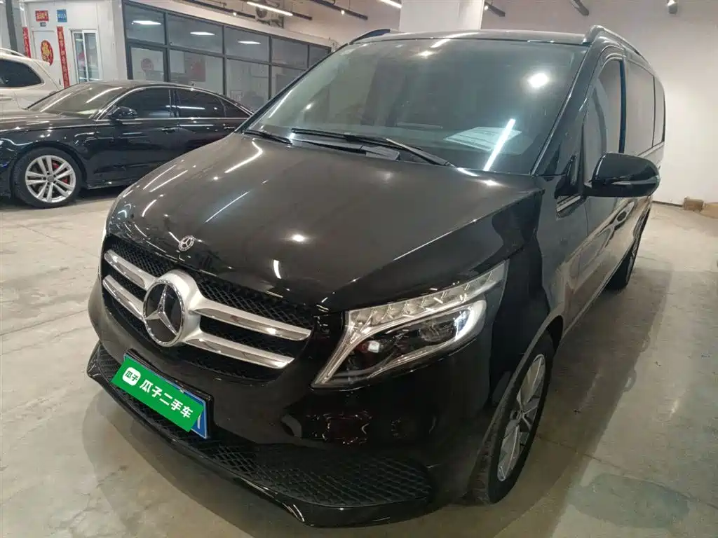 Mercedes-Benz V-Class 2020 V 260 Navigator Edition