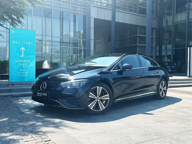 Mercedes-Benz EQE 2025 Model 500 4MATIC Luxury Edition