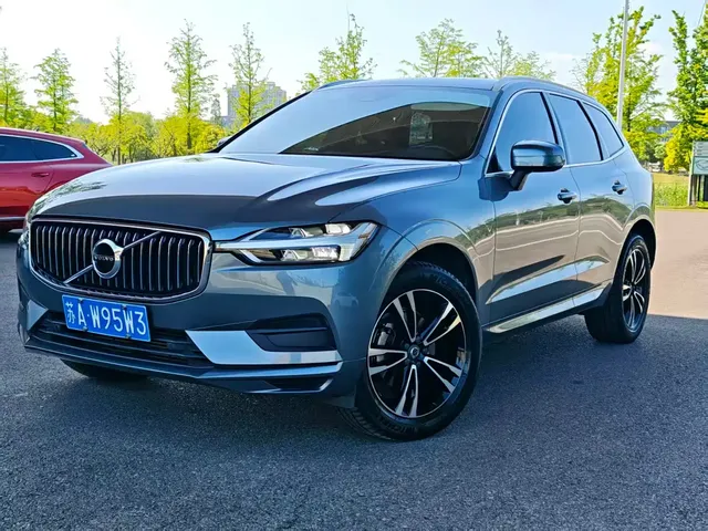 Volvo XC60 2019 T5 4WD Intelligent Distance China VI