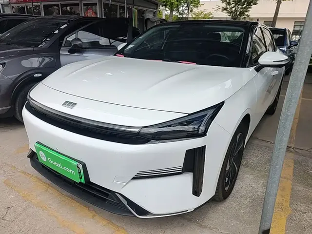 Geely Galaxy L6 2024 125km PLUS Soaring Dragon Edition