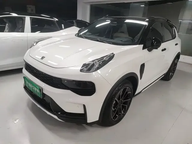 Lynk & Co 01 EM-P 2023 1.5TD EM-P Dawn Edition