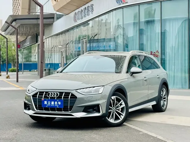 Audi A4 (Import) 2021 allroad quattro Explorer