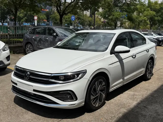 Volkswagen Bora 2023 200TSI DSG Smart Edition