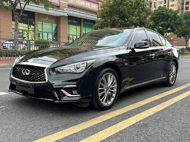 Infiniti Q50L 2018 2.0T Leisure Edition (China VI)