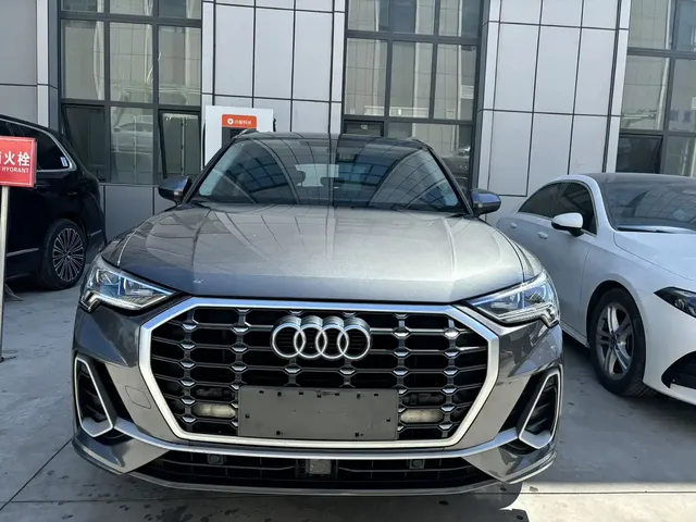 Audi Q3 2023 35 TFSI Progressive Dynamic (1.4T)