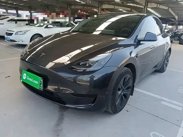 Tesla Model Y 2024 Rear-Wheel Drive Version